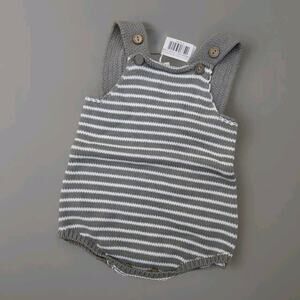 MEBIE BABY Grey/Whute‎ Striped Knit Romper Sizs 0-3mos NWT